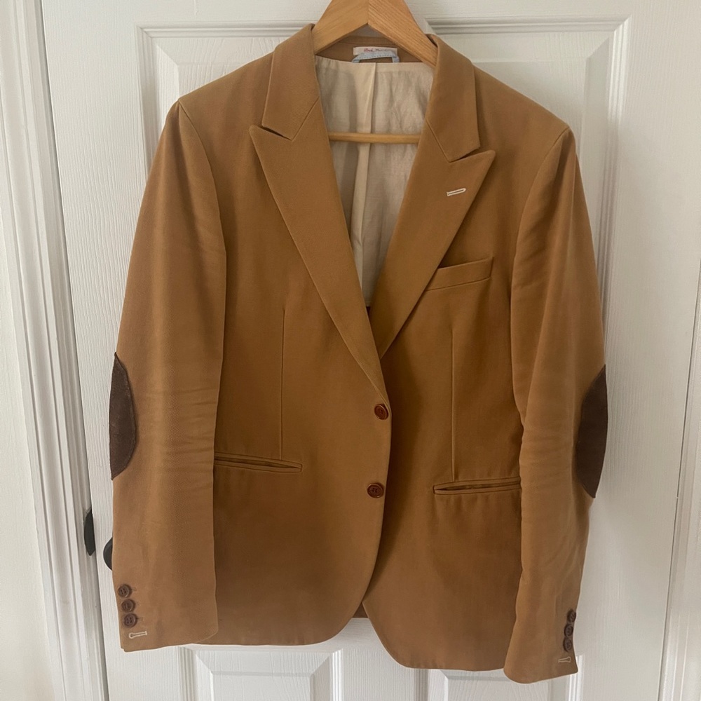 Gant Rugger sport coat. Peak lapel, size 50.